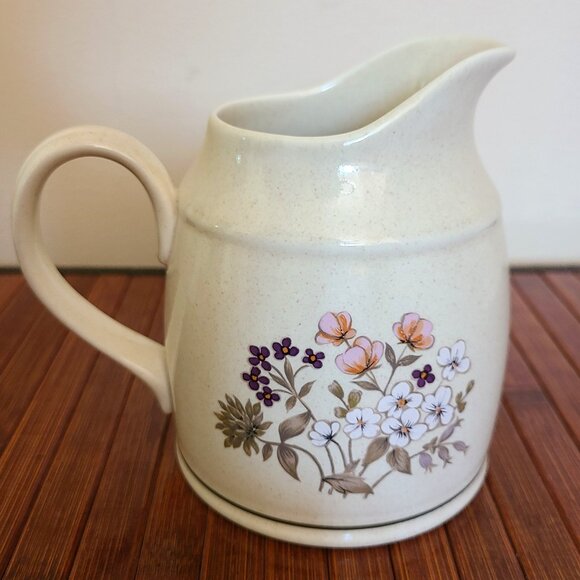 Vintage Royal Doulton  Lambethware Bredon Hill  Creamer - Picture 2 of 4